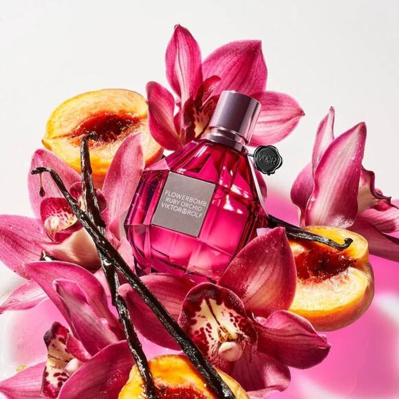 Viktor & Rolf Flowerbomb Ruby Orchid Deluxe Mini Travel Fragrance 0.24 oz. New! - Picture 1 of 10